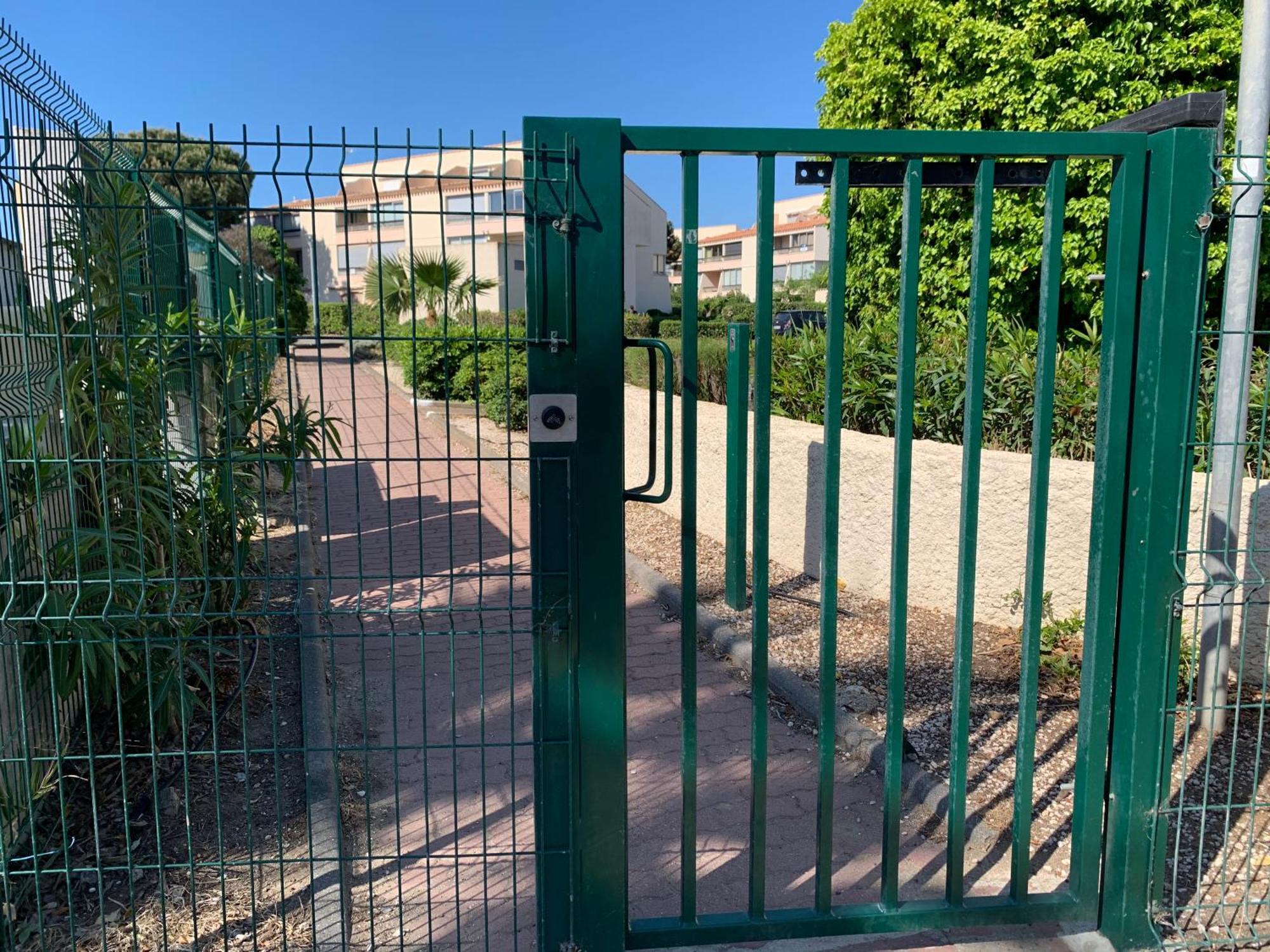 Le Petit Bora-Marseillan Plage -Residence Bora Bora-400M Plage D'Honneur Exterior foto